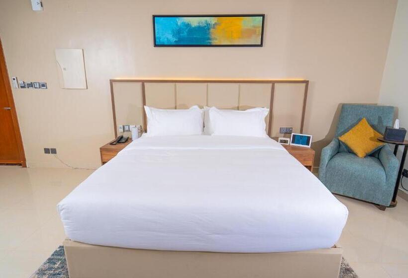 Vivian Park Al Aziziya