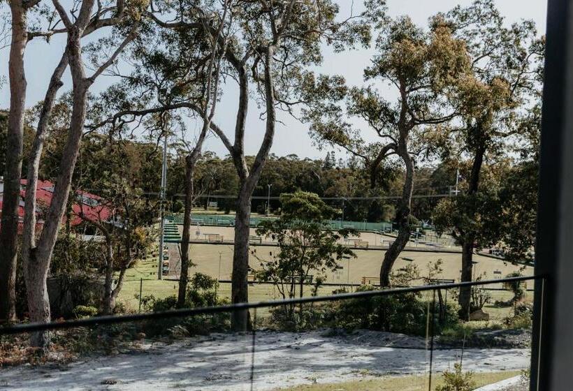 Beach & Bay Stay Motel