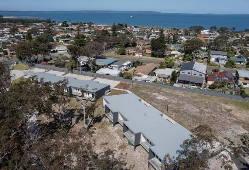 Beach & Bay Stay Motel