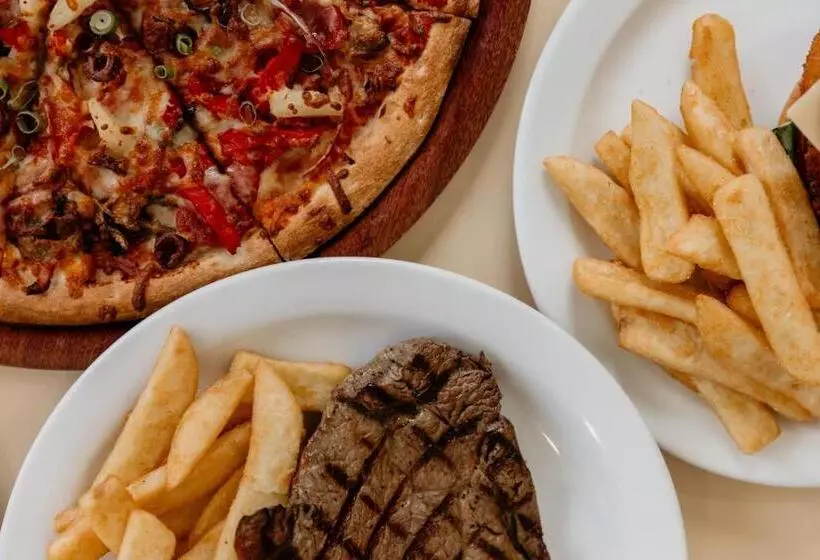 Beach & Bay Stay Motel