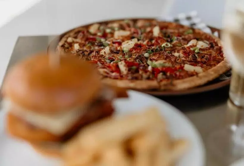 Beach & Bay Stay Motel