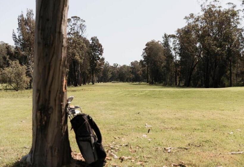 Beach & Bay Stay Motel