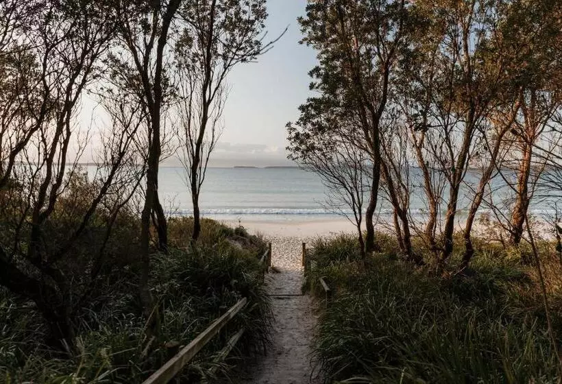 Beach & Bay Stay Motel