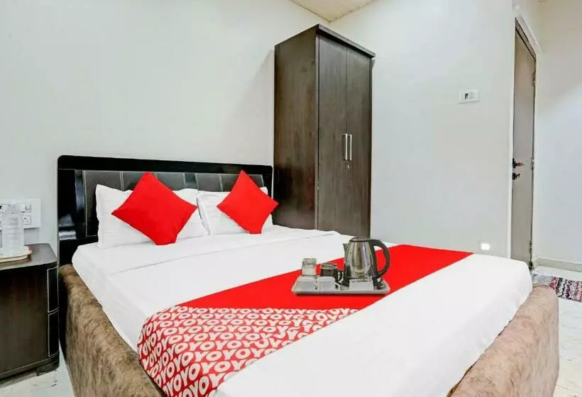 ホテル Nirvana Lodging & Boarding By Wb Inn