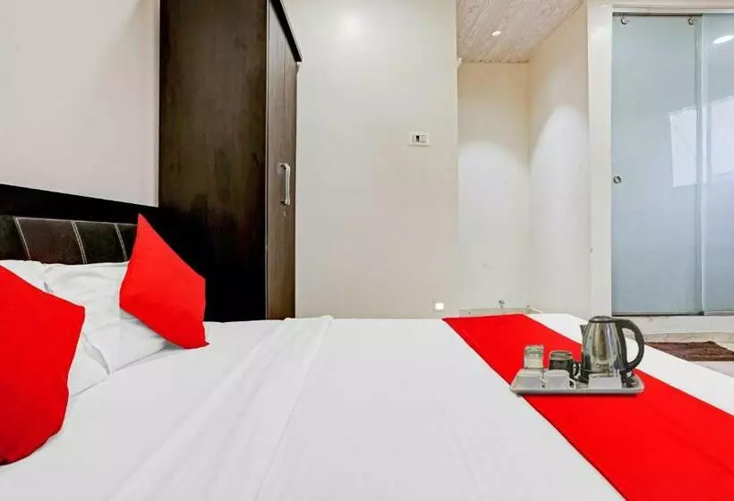 ホテル Nirvana Lodging & Boarding By Wb Inn