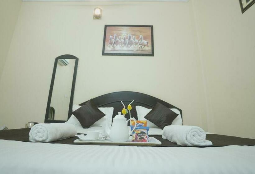 酒店 Shukla Brothers By Wb Inn