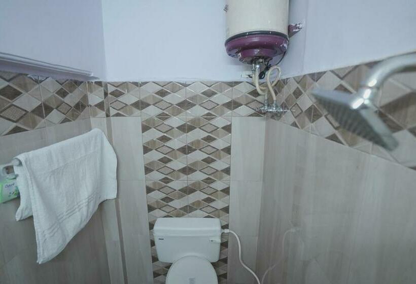 酒店 Shukla Brothers By Wb Inn