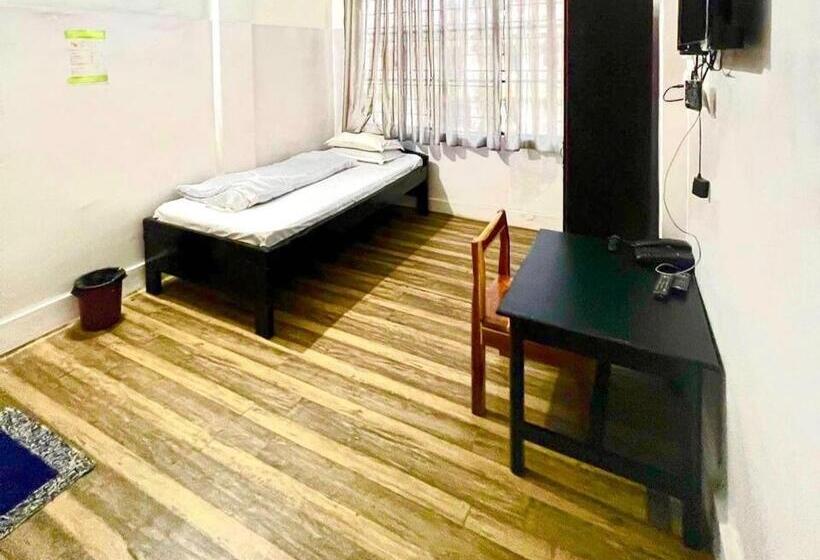 Hotel Spot On 90503  Mist