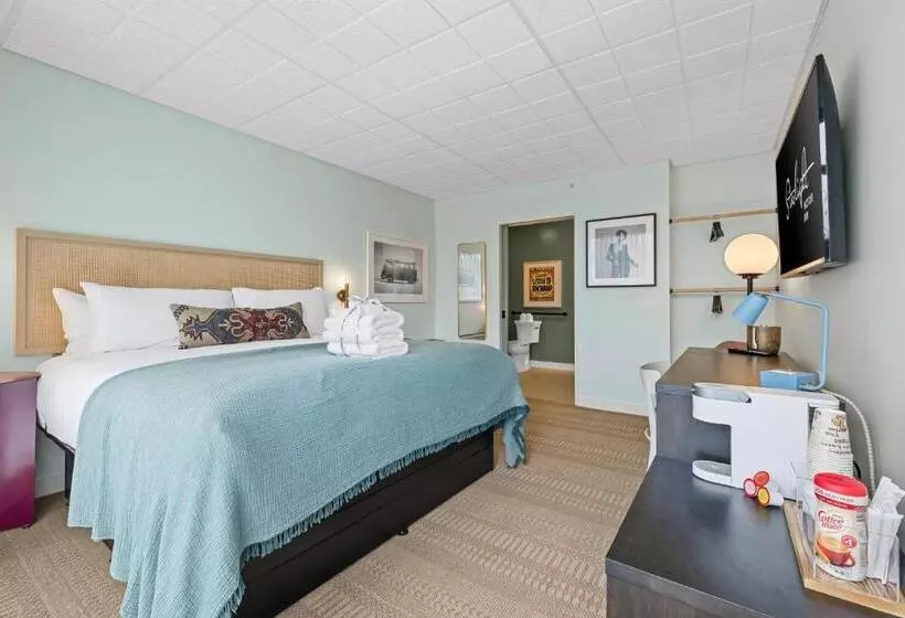 مُتل The Starlight Motor Inn