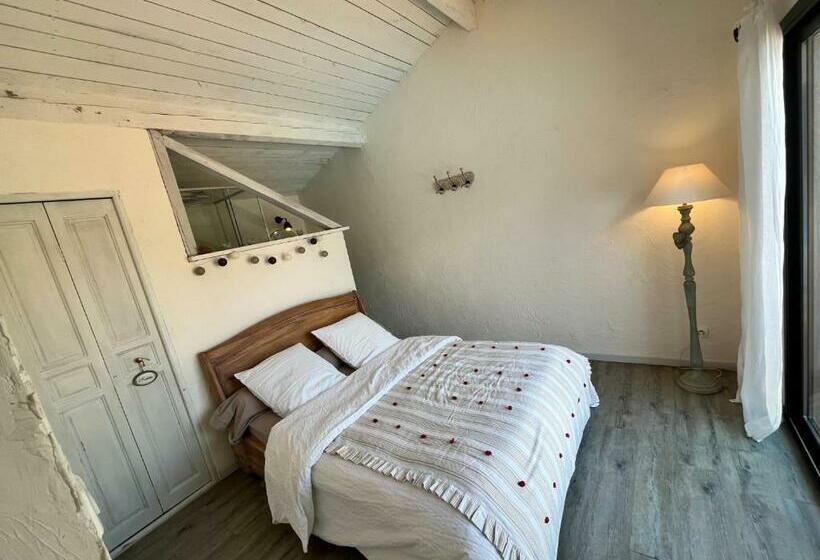 بنسيون La Maisonnette D Entourettes