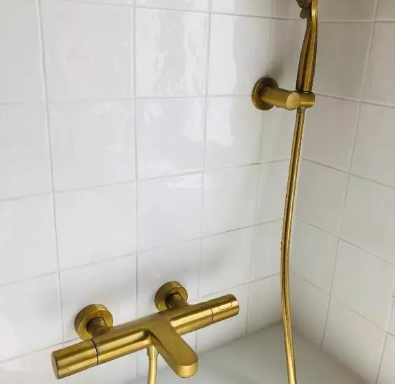 ペンション La Maisonnette Du Lac De Genval
