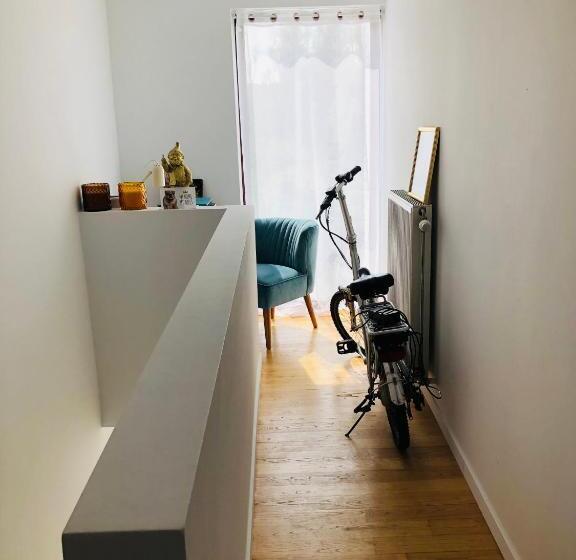 פנסיון La Maisonnette Du Lac De Genval