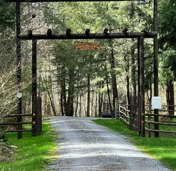 Majatalo The Loft At The Nisqually Highland Ranch