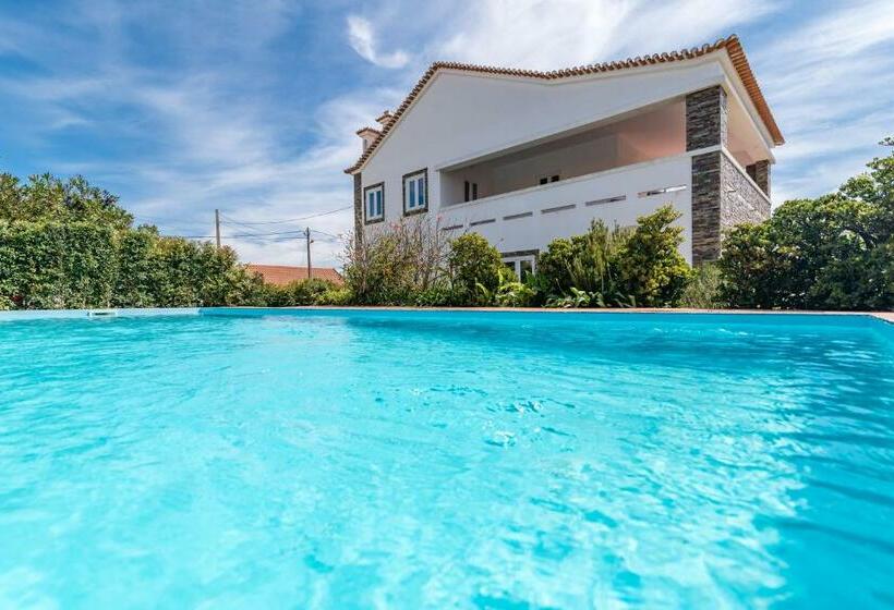 פנסיון Vip House Pool & Beach In Caparica