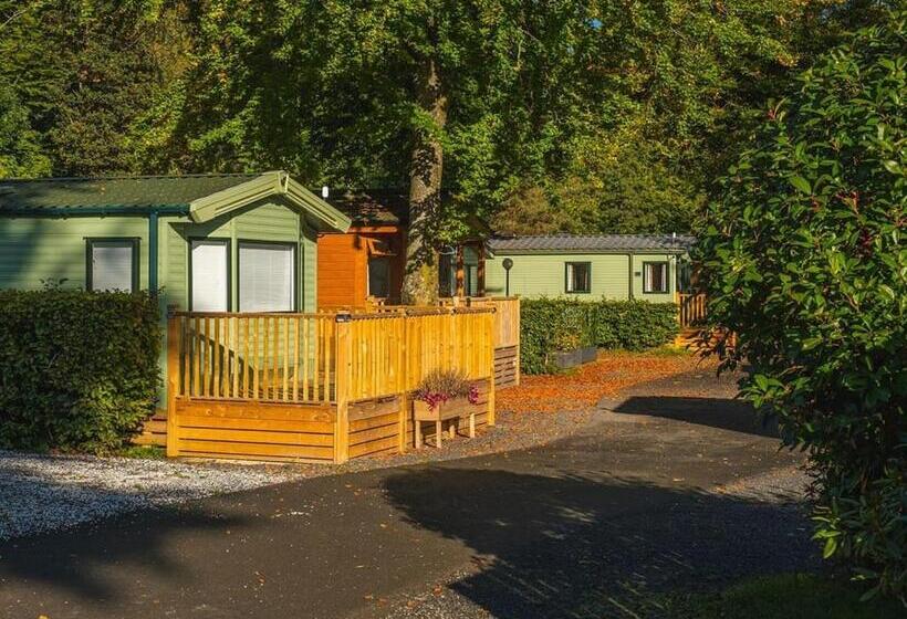 منتجع Lowther Park