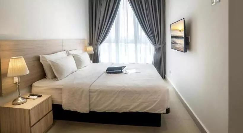The Signature Serviced Suites Puchong