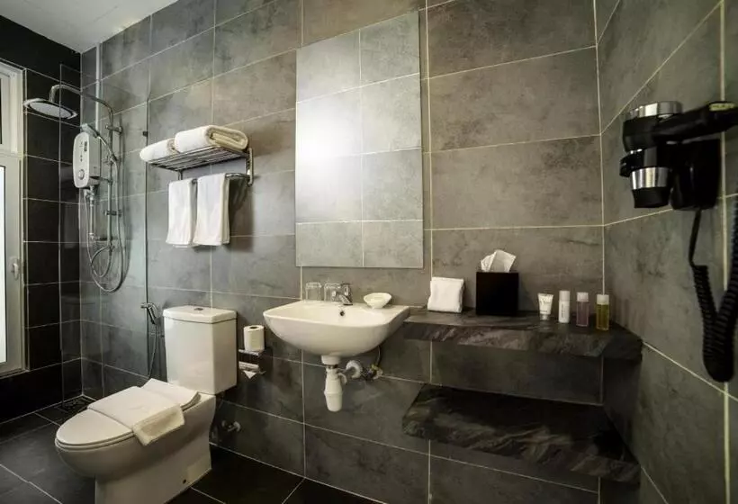 The Signature Serviced Suites Puchong