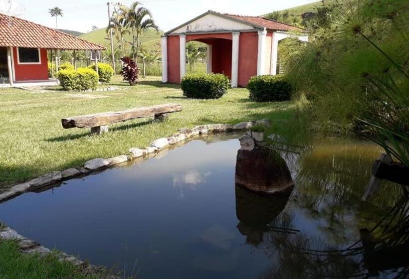 Herberge Pousada E Restaurante Village Mantovani