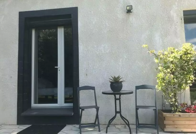 Aamiaismajoitus (B&B) Chambre D Hôte à La Maison Du Petit Bois 4 étoiles