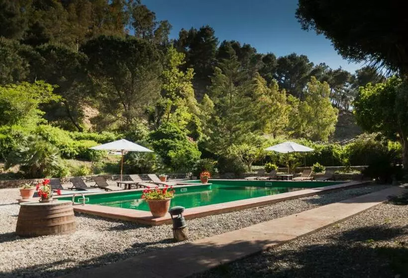تختخواب و صبحانه Masseria Pernice