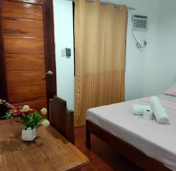 Aamiaismajoitus (B&B) Two Season Tourist Inn