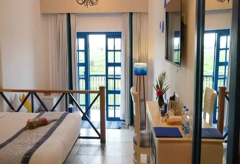 ホテル Ananda Resorts