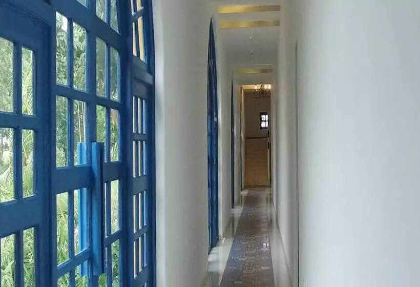 ホテル Ananda Resorts