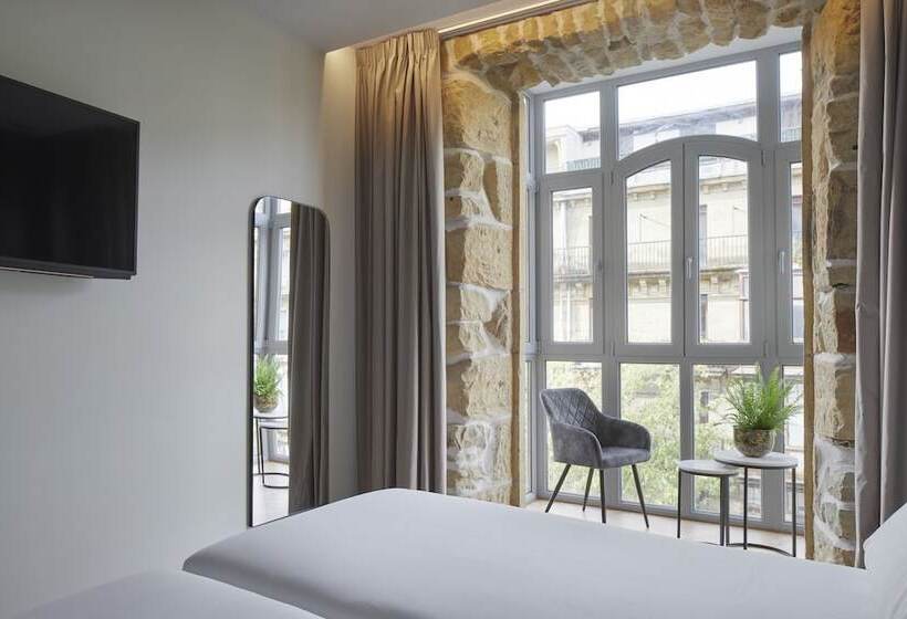 هتل Arrizul Catedral