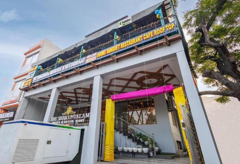 Отель Treebo Shakuntalam, Near Lucknow Airport