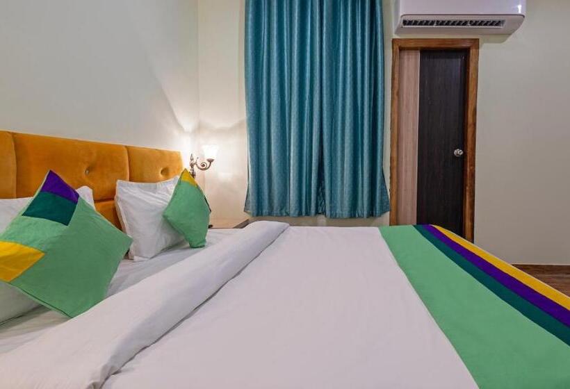 Отель Treebo Shakuntalam, Near Lucknow Airport