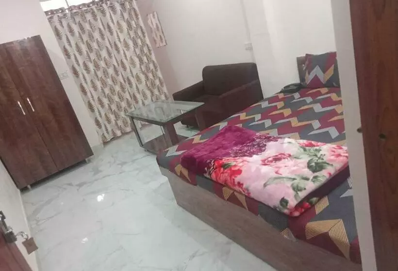 ホテル Spot On Abhilasha Palace