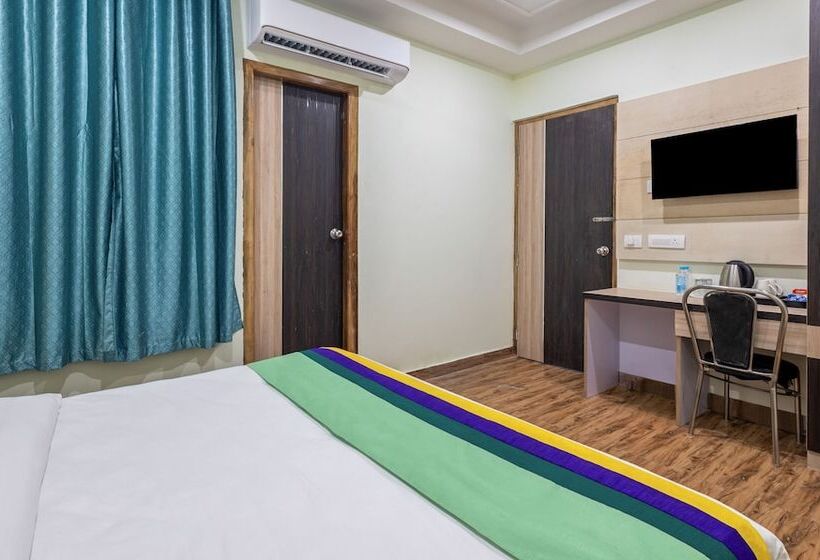 Отель Treebo Shakuntalam, Near Lucknow Airport