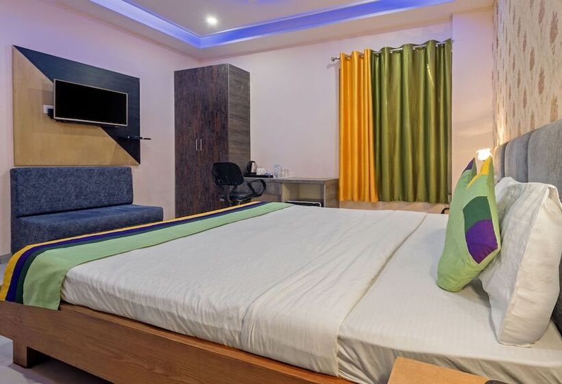 Отель Treebo Shakuntalam, Near Lucknow Airport