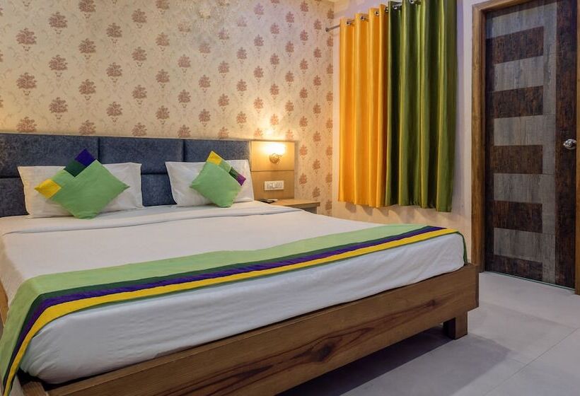 Отель Treebo Shakuntalam, Near Lucknow Airport