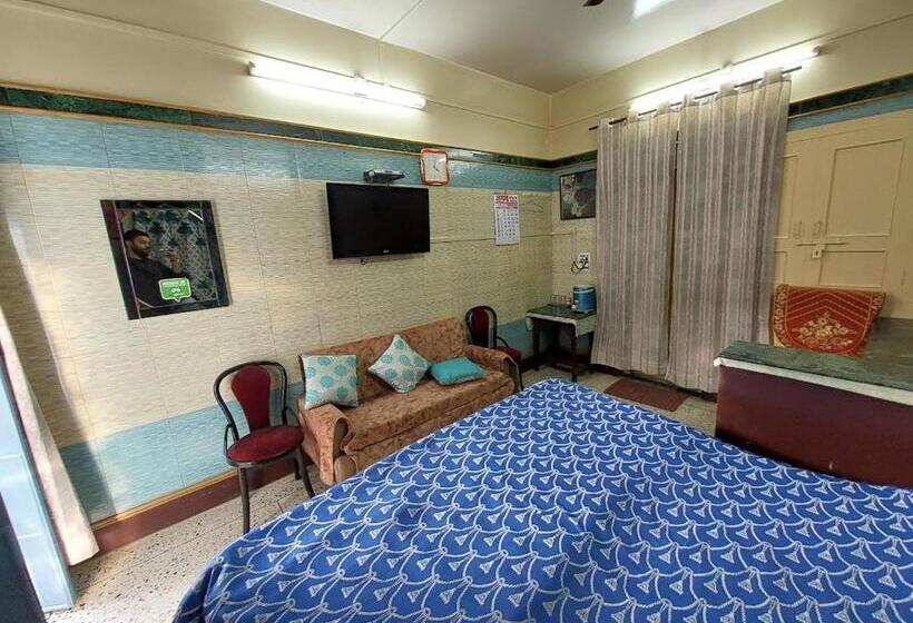 Jagan Hotel & Restaurant