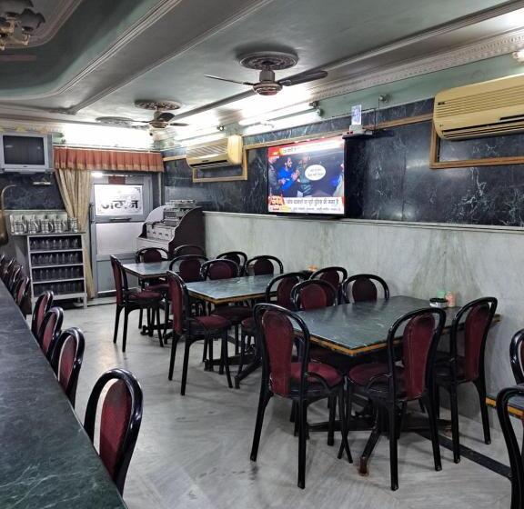 Jagan Hotel & Restaurant