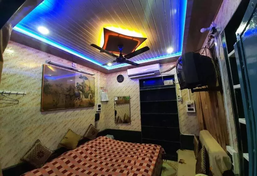 Jagan Hotel & Restaurant