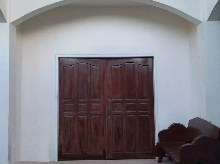 Leizel S Bed & Breakfast