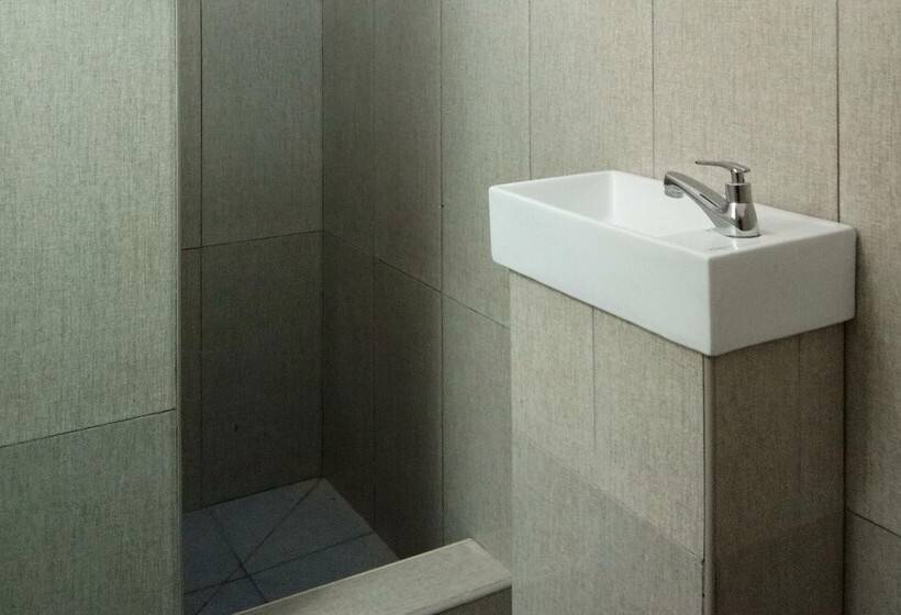 Leizel S Bed & Breakfast