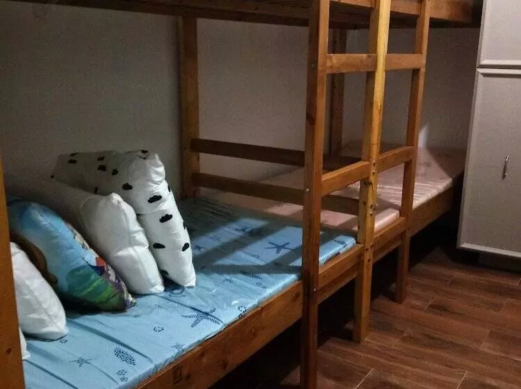 Leizel S Bed & Breakfast