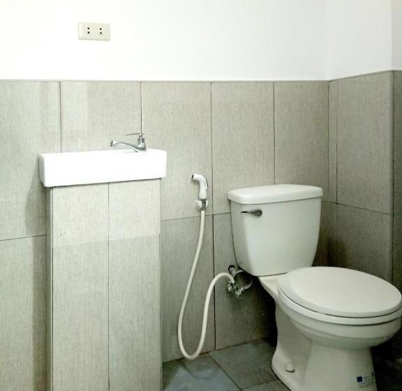 Leizel S Bed & Breakfast