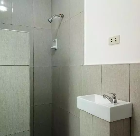 Leizel S Bed & Breakfast