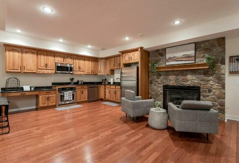 بنسيون Hilltop Escape Close To North River, Hone Quarry