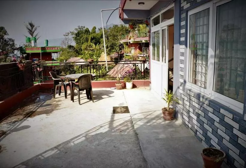 پانسیون Thanapati Guesthouse