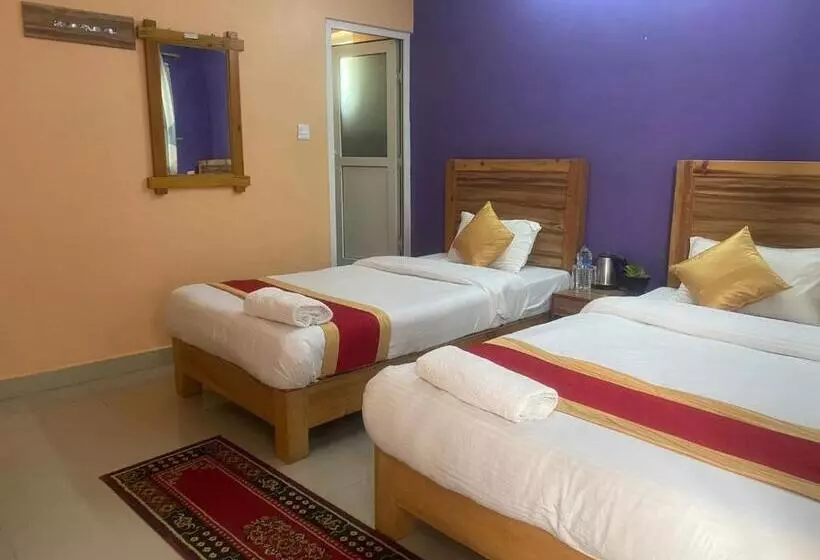 پانسیون Thanapati Guesthouse