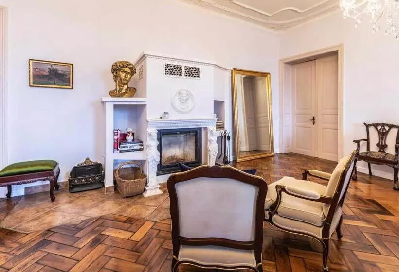 Schlosshotel Gross Koethel