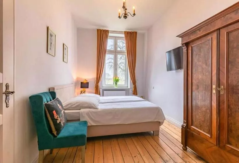 Schlosshotel Gross Koethel