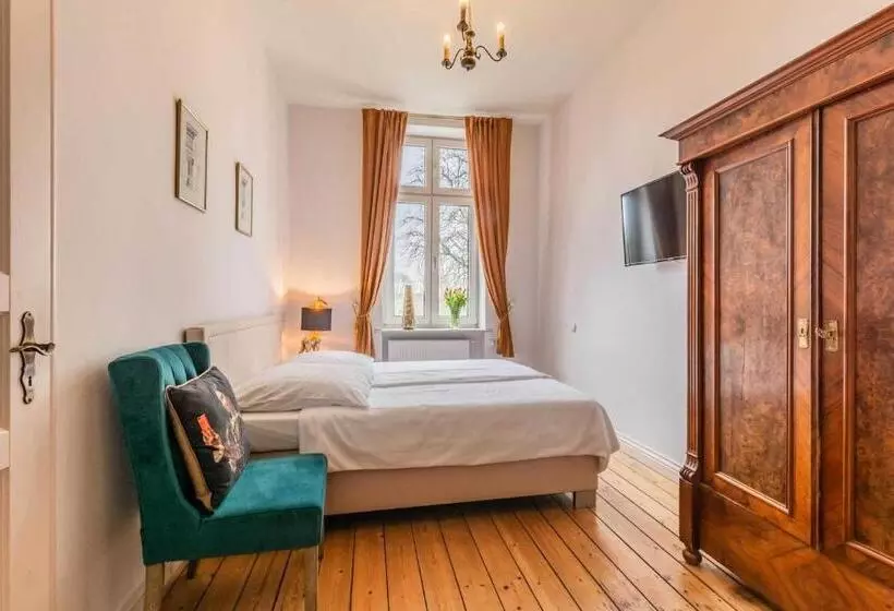 Schlosshotel Gross Koethel