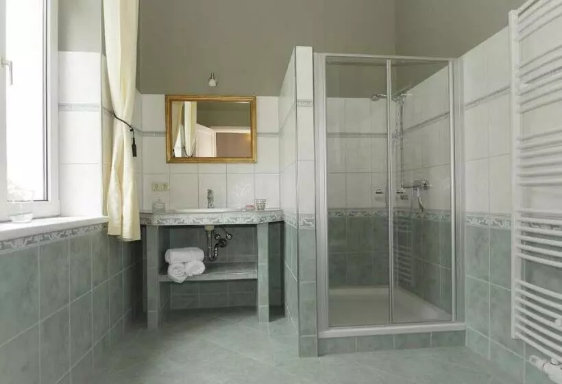 Schlosshotel Gross Koethel