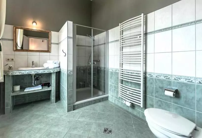 Schlosshotel Gross Koethel